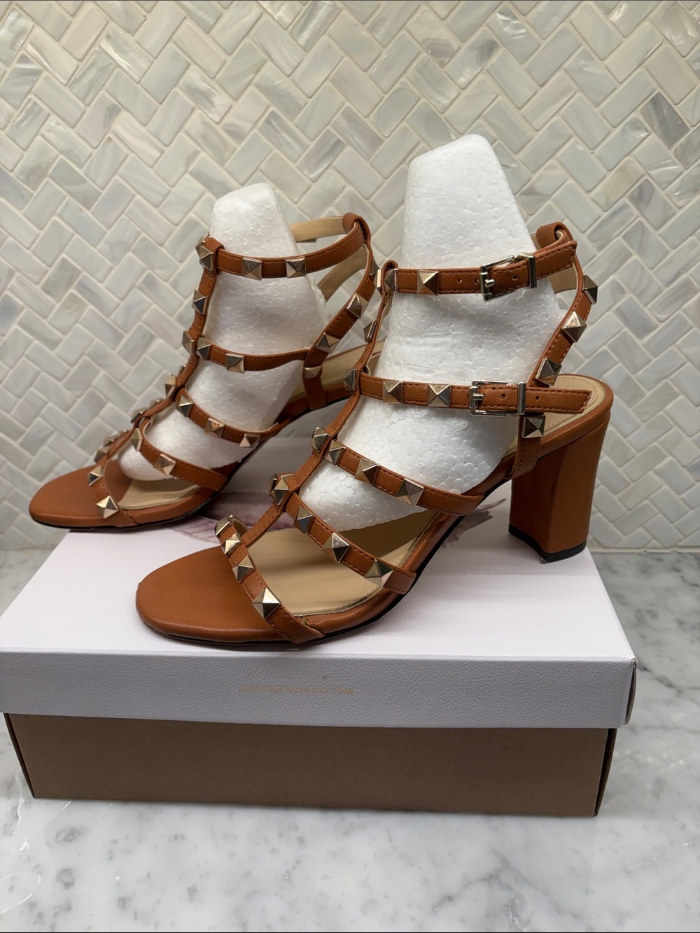 JESSICA SIMPSON Studded Strappy Block Heel Sandals in Cognac